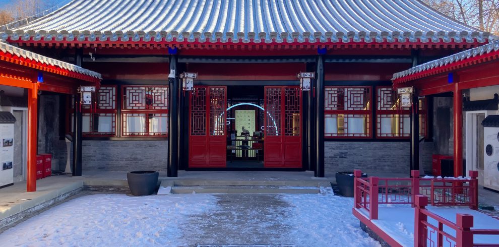 {"ARInfo":{"IsUseAR":false},"Version":"1.0.0","MakeupInfo":{"IsUseMakeup":false},"FaceliftInfo":{"IsChangeEyeLift":false,"IsChangeFacelift":false,"IsChangePostureLift":false,"IsChangeNose":false,"IsChangeFaceChin":false,"IsChangeMouth":false,"IsChangeThinFace":false},"BeautyInfo":{"SwitchMedicatedAcne":false,"IsAIBeauty":false,"IsBrightEyes":false,"IsSharpen":false,"IsOldBeauty":false,"IsReduceBlackEyes":false},"HandlerInfo":{"AppName":2},"FilterInfo":{"IsUseFilter":false}}